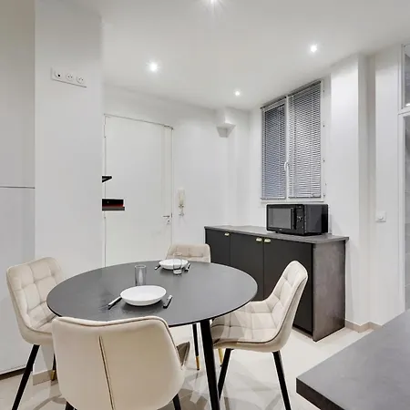 Apartament Comfortable Marx Dormoy *
